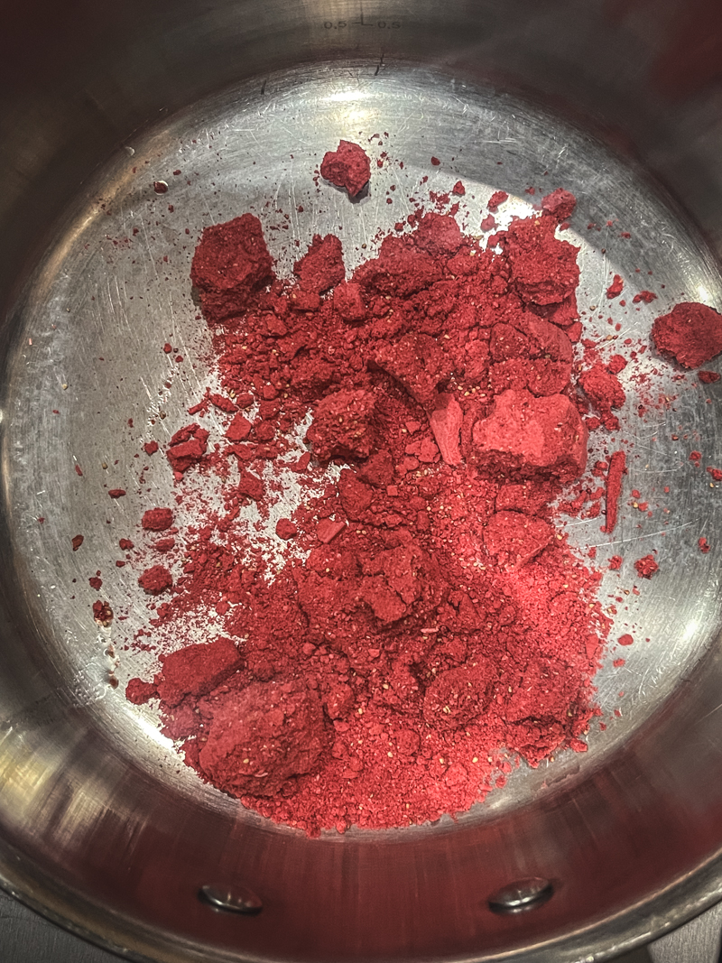 freeze dried strawberry powder